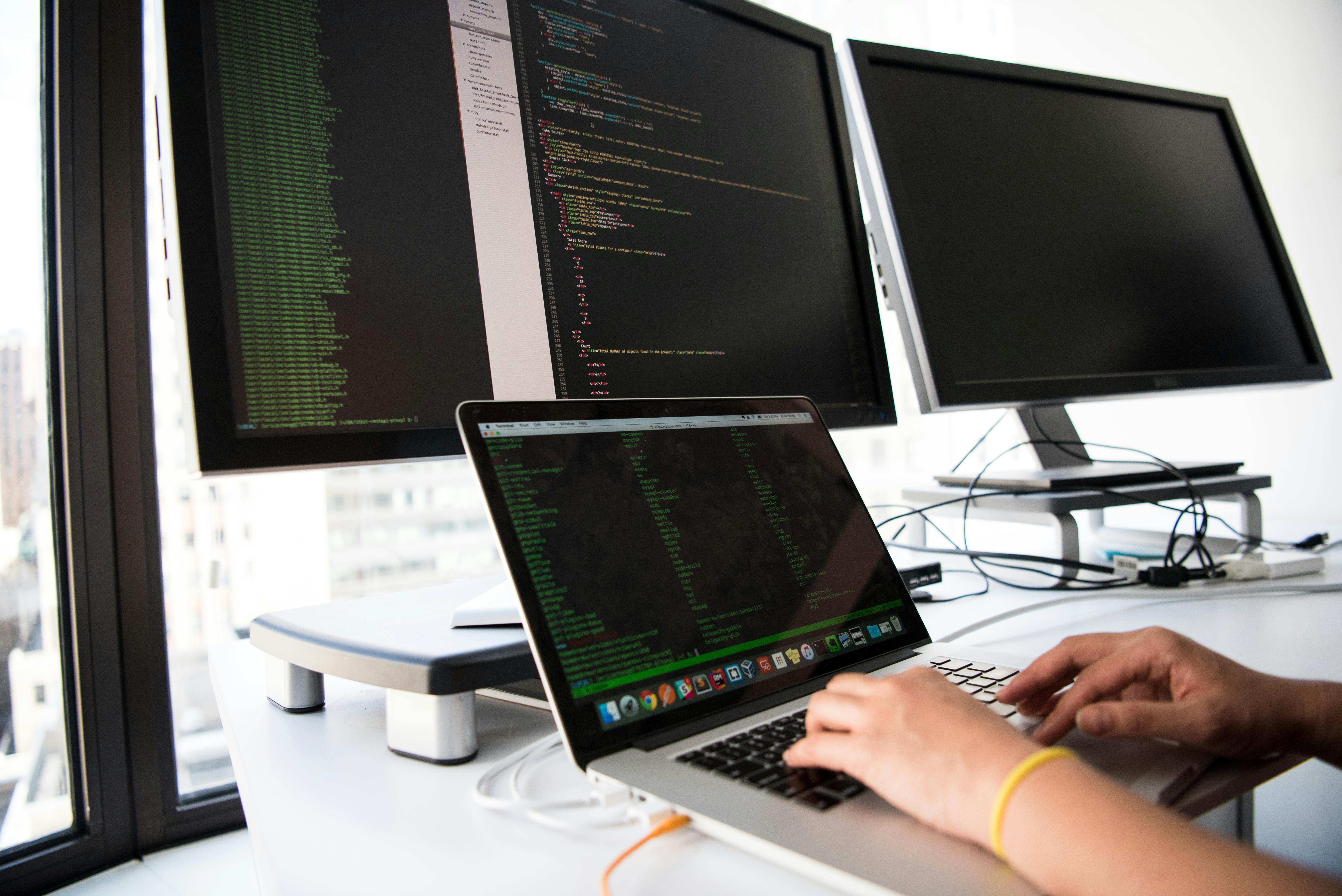 Integrating Technology with Teamwork: A Recipe for Property Management Success