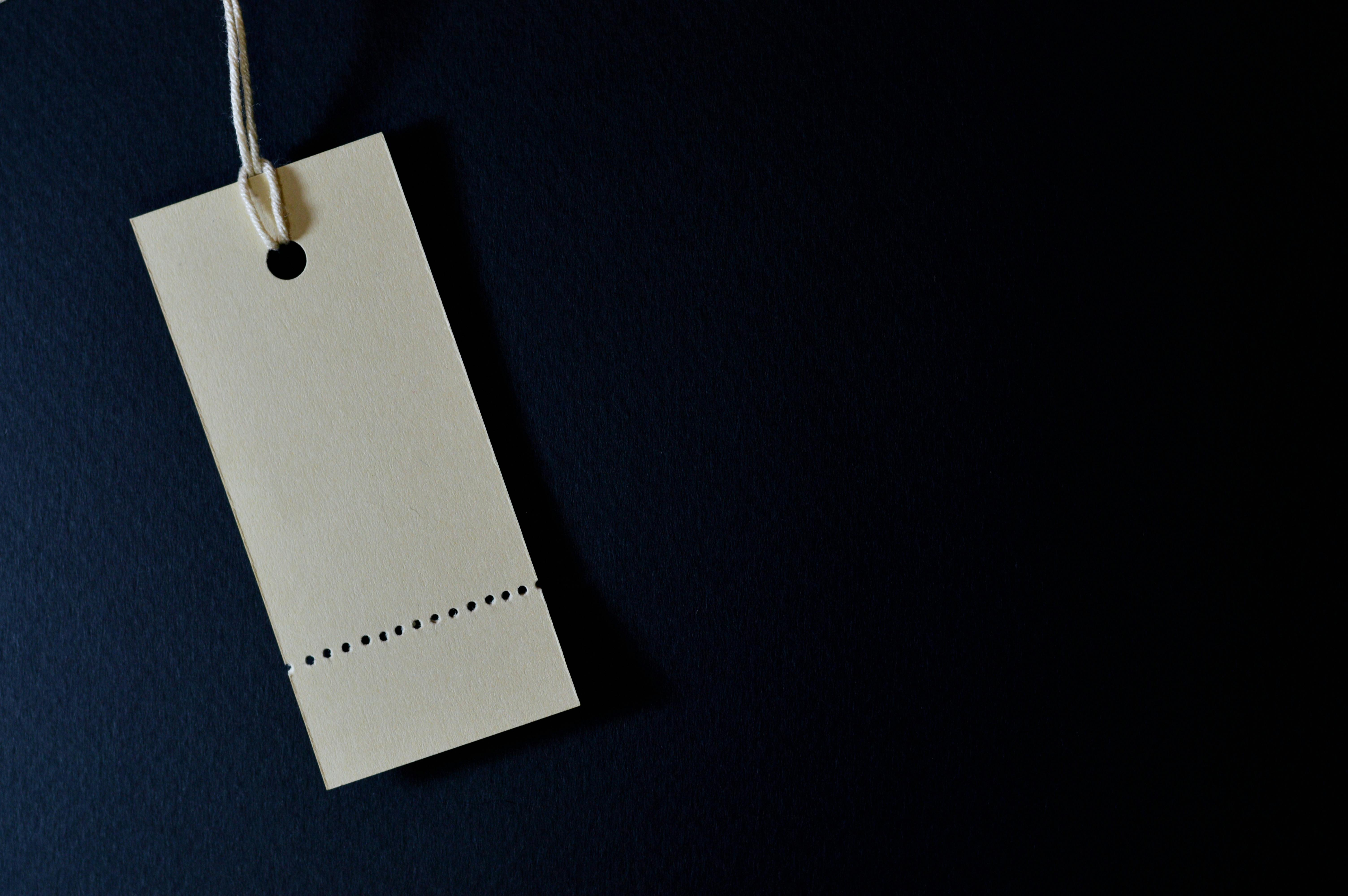 How to Set Competitive Rent Prices Without Losing Tenants: A Smart Pricing Guide